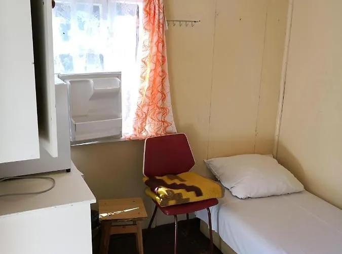 بيت خشبي Letniskowe Delfin *